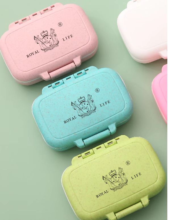 Complimentary pill case